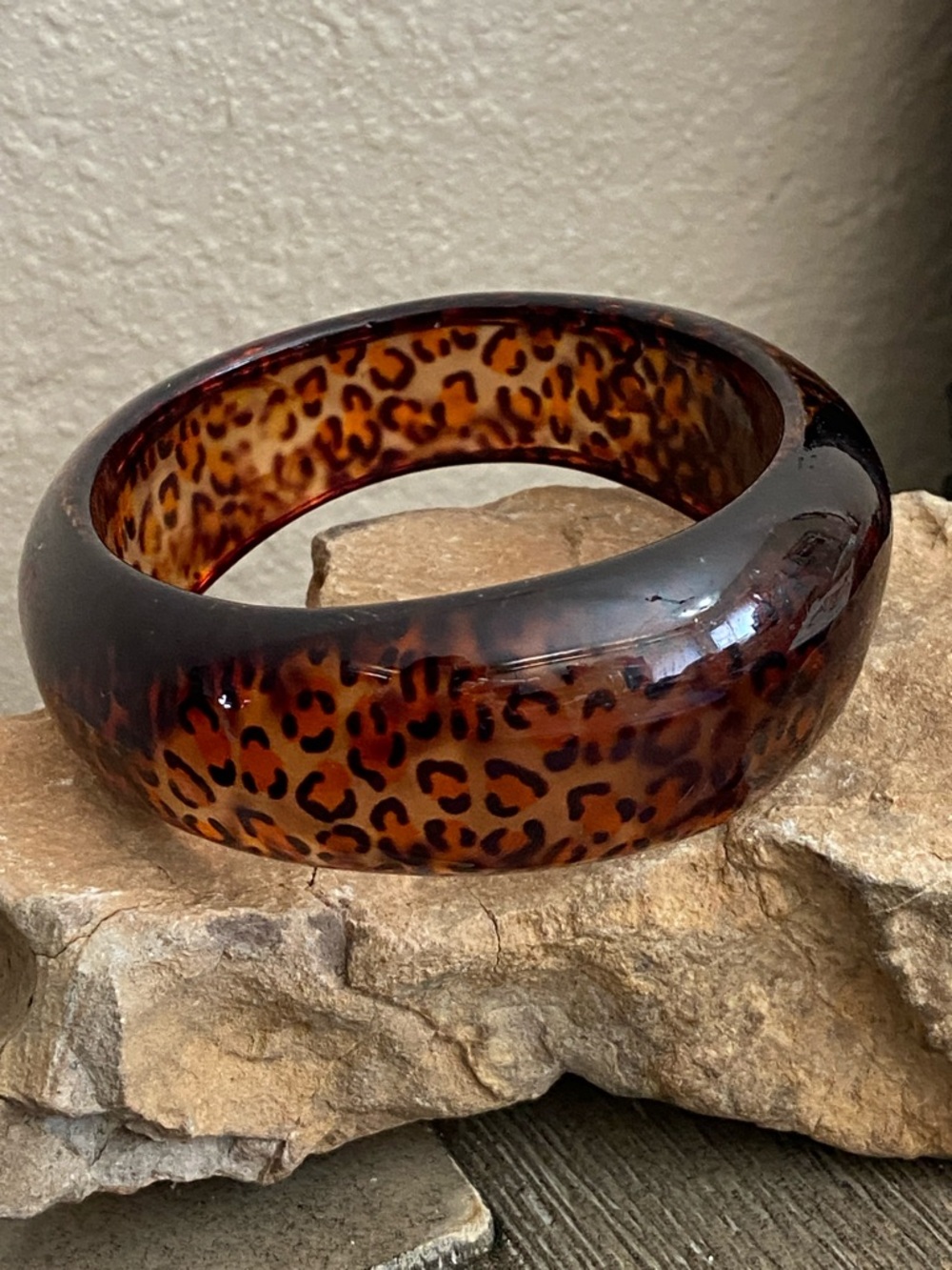 Vintage 90s Leopard Print Resin Bangle Bracelet